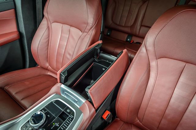 Used 2022 BMW X6 xDrive40i w/ M Sport Package AWD/4WD image 32