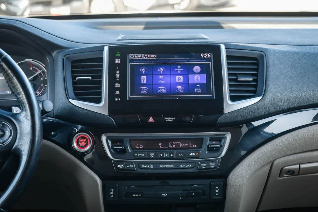 Used 2016 Honda Pilot Touring image 13