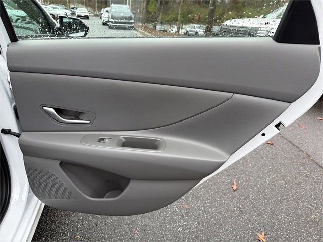 New 2026 Hyundai Elantra Blue image 16