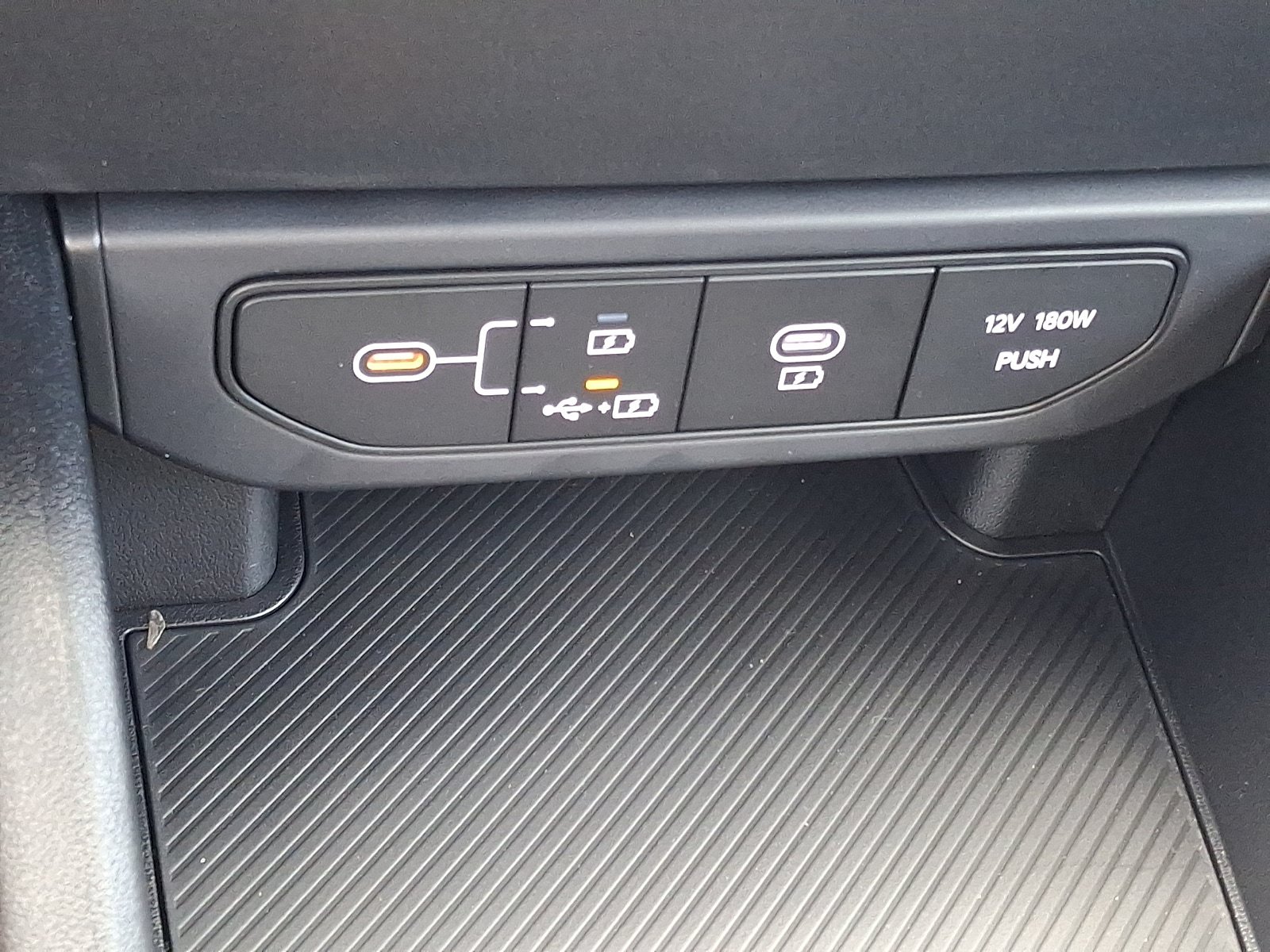 New 2026 Kia K4 FWD image 16