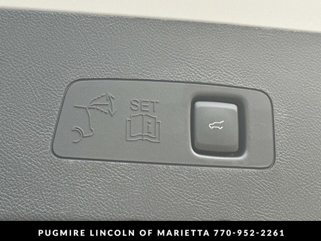 New 2026 Lincoln Corsair Premiere image 19