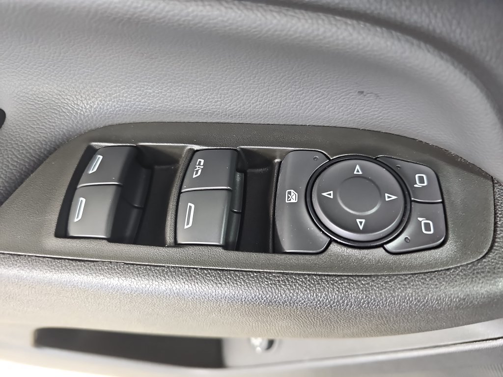 Certified 2024 Chevrolet Equinox LT AWD/4WD image 34