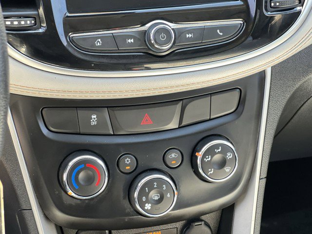 Used 2021 Chevrolet Trax LS w/ Tint and Cruise Package image 17