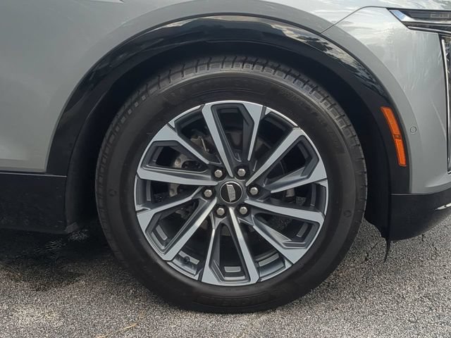 Used 2024 Cadillac Lyriq Sport RWD image 11