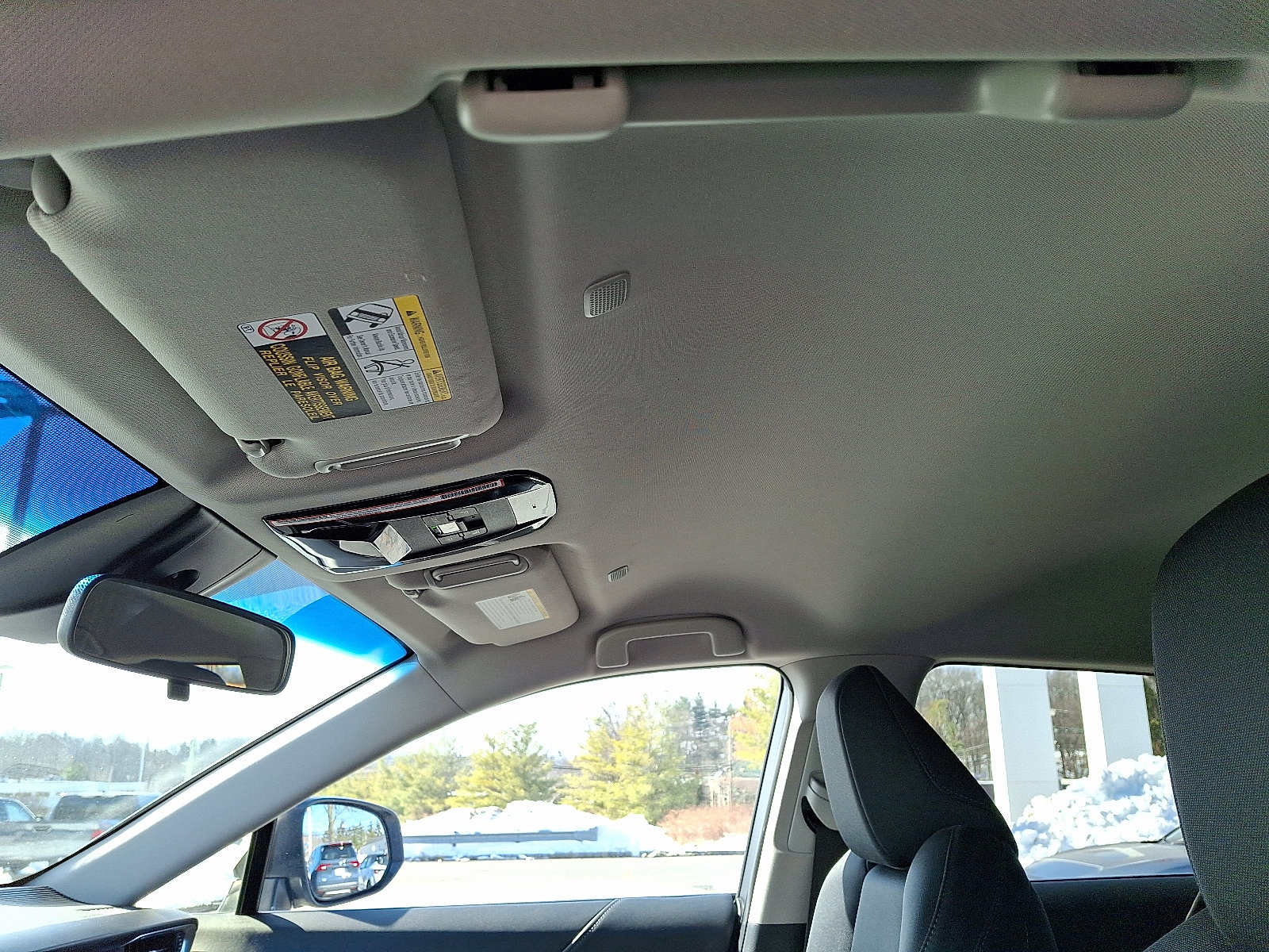 Certified 2023 Toyota Venza LE image 14