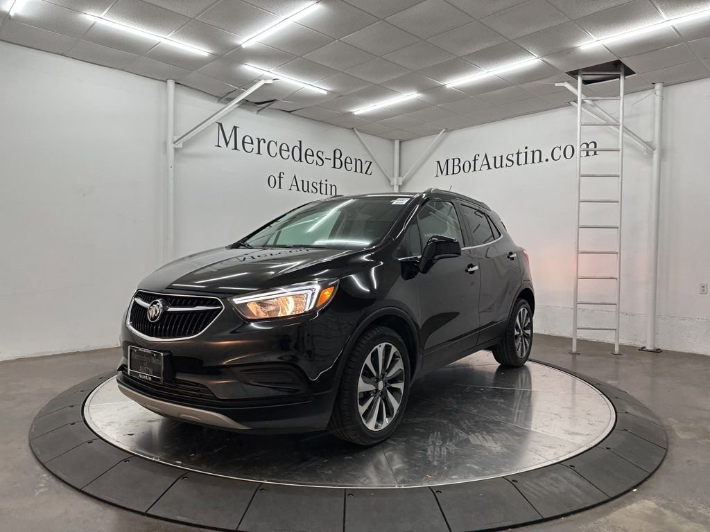 Used 2022 Buick Encore Preferred image 3
