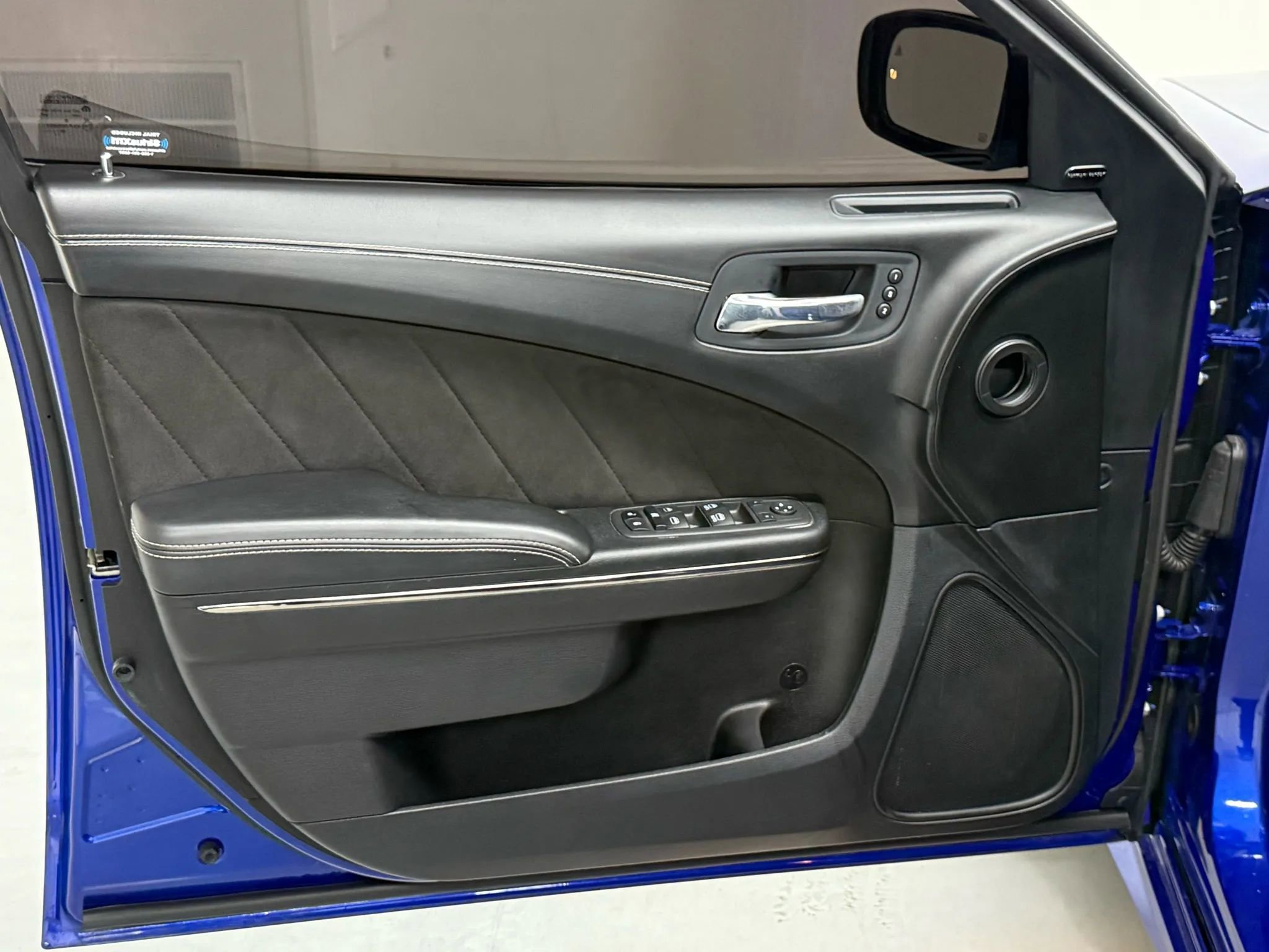 Used 2022 Dodge Charger SRT Hellcat w/ Harman/Kardon Audio Group image 22