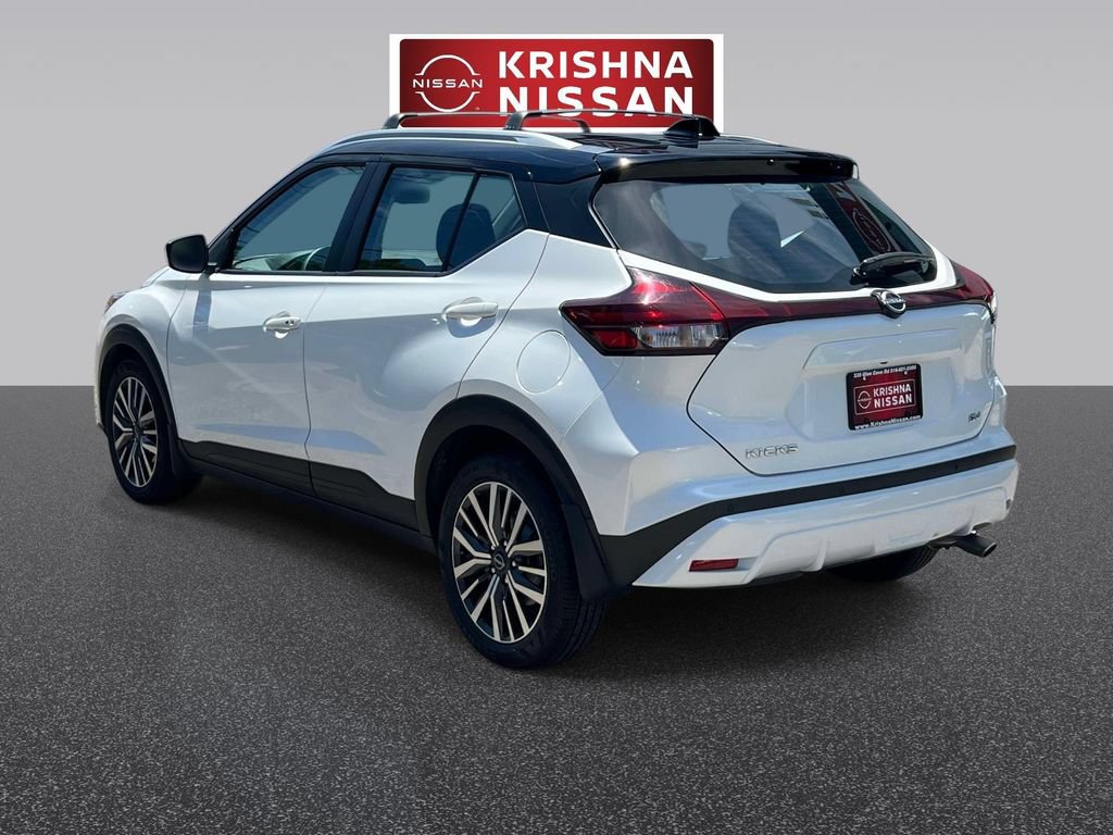 Used 2024 Nissan Kicks SV w/ Interior Electronics Package FWD image 5