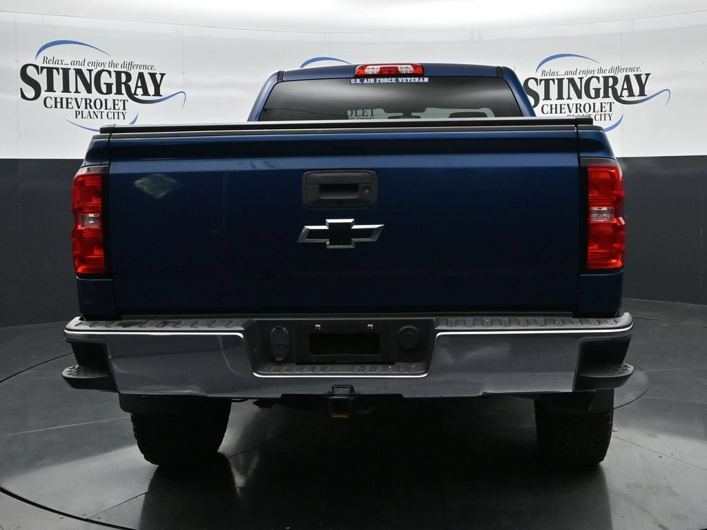 Used 2018 Chevrolet Silverado 1500 LT w/ All Star Edition AWD/4WD image 6