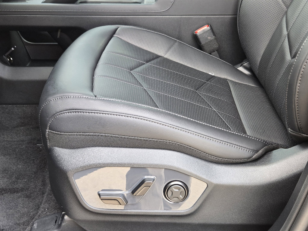 New 2027 Kia Telluride EX X-Line w/ Towing Package image 17