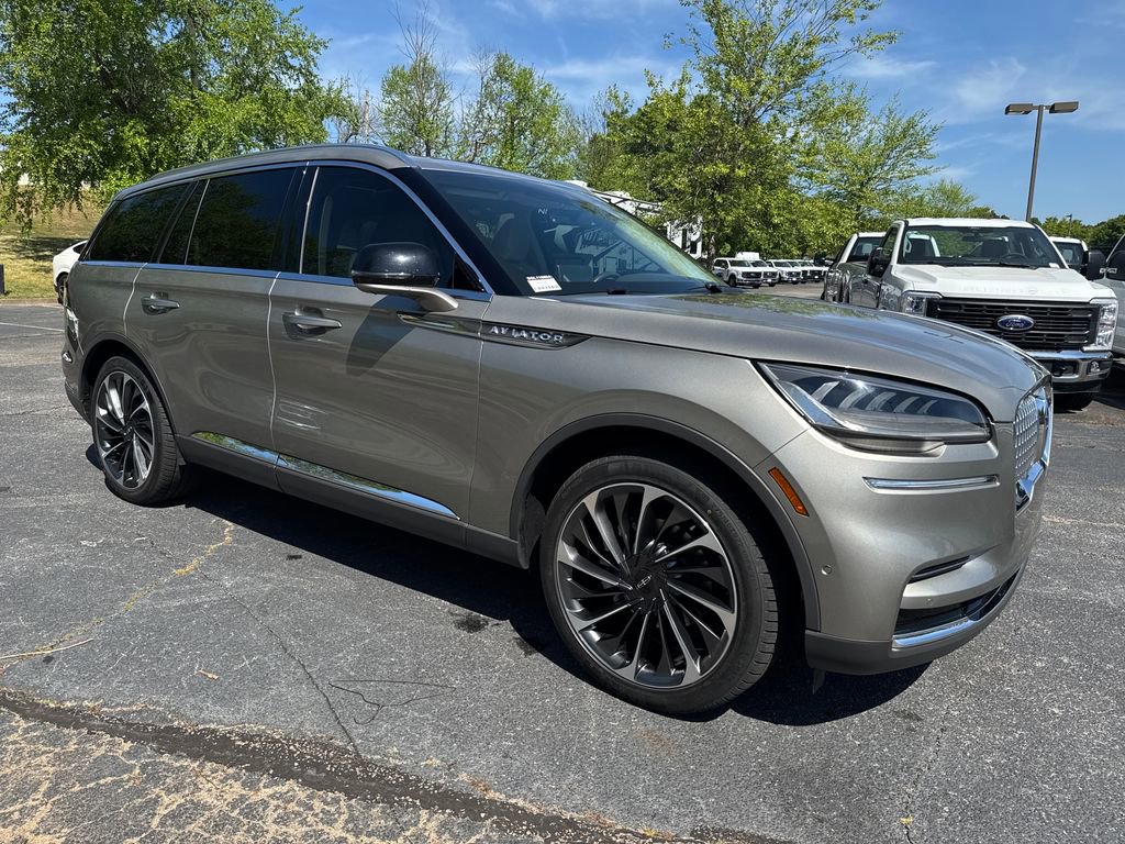 Used 2023 Lincoln Aviator Reserve w/ Equipment Group 201A image 1