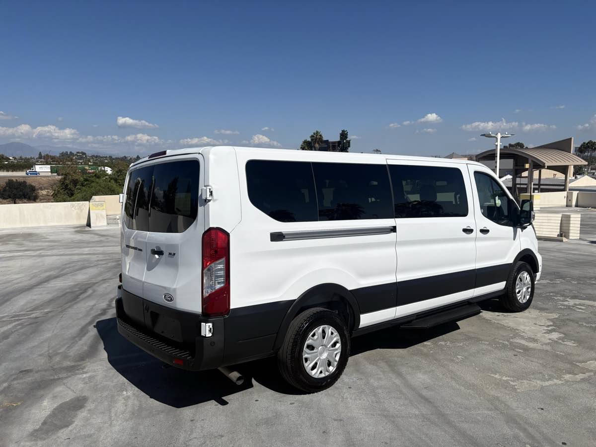 Used 2026 Ford Transit 350 XLT RWD image 36