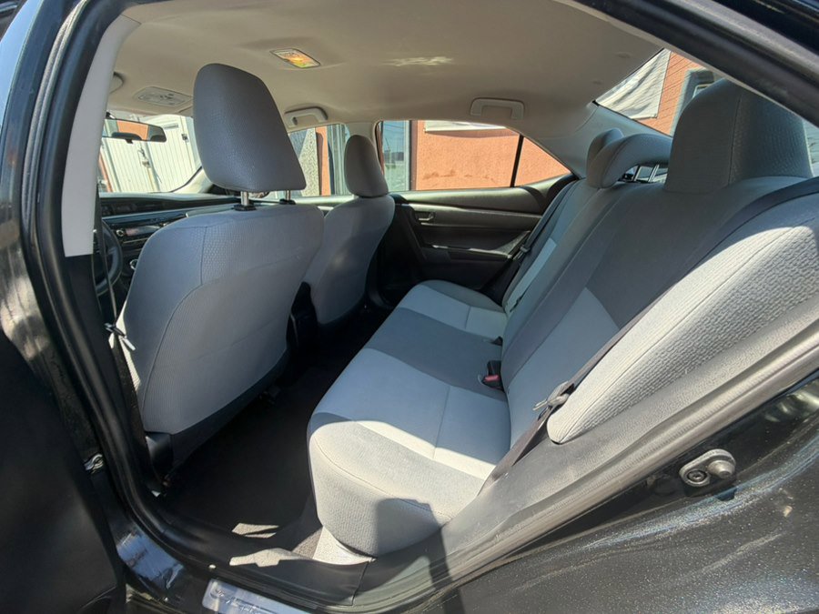 Used 2015 Toyota Corolla FWD image 12