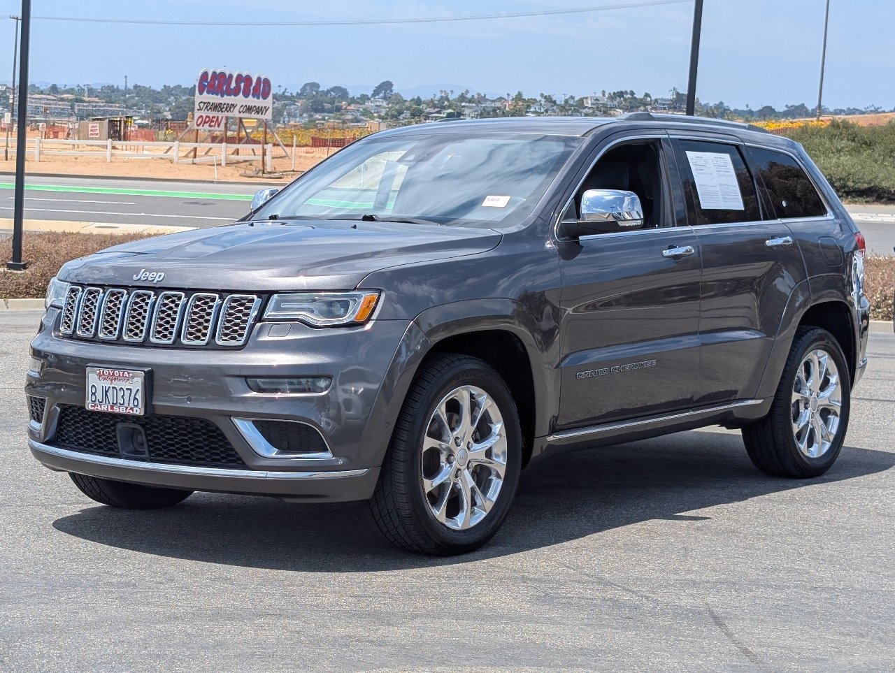 Used 2019 Jeep Grand Cherokee Summit AWD/4WD image 11