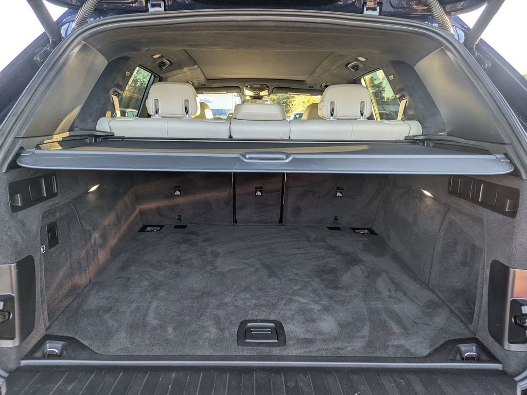 Used 2020 BMW X5 xDrive40i w/ Premium Package image 26