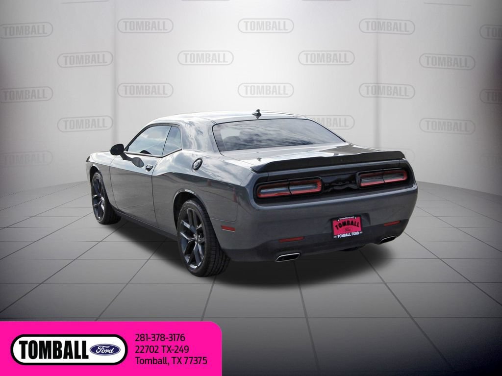 Used 2023 Dodge Challenger SXT w/ Plus Package RWD image 5