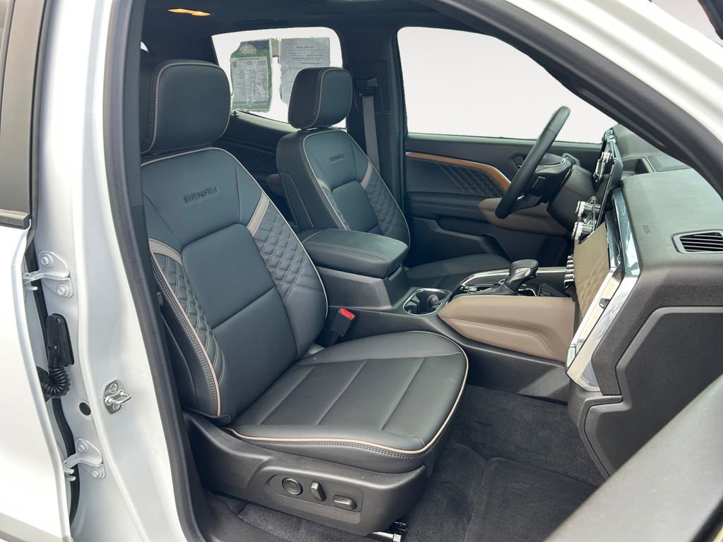 Used 2026 GMC Canyon Denali AWD/4WD image 10