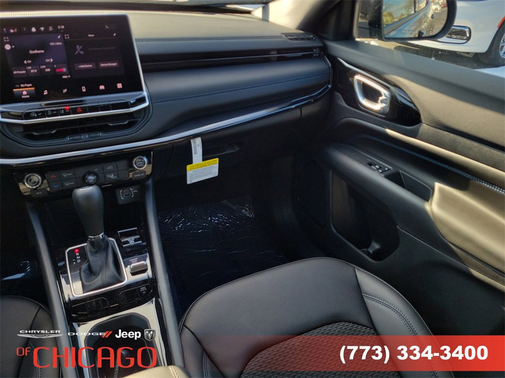 New 2026 Jeep Compass Latitude image 15