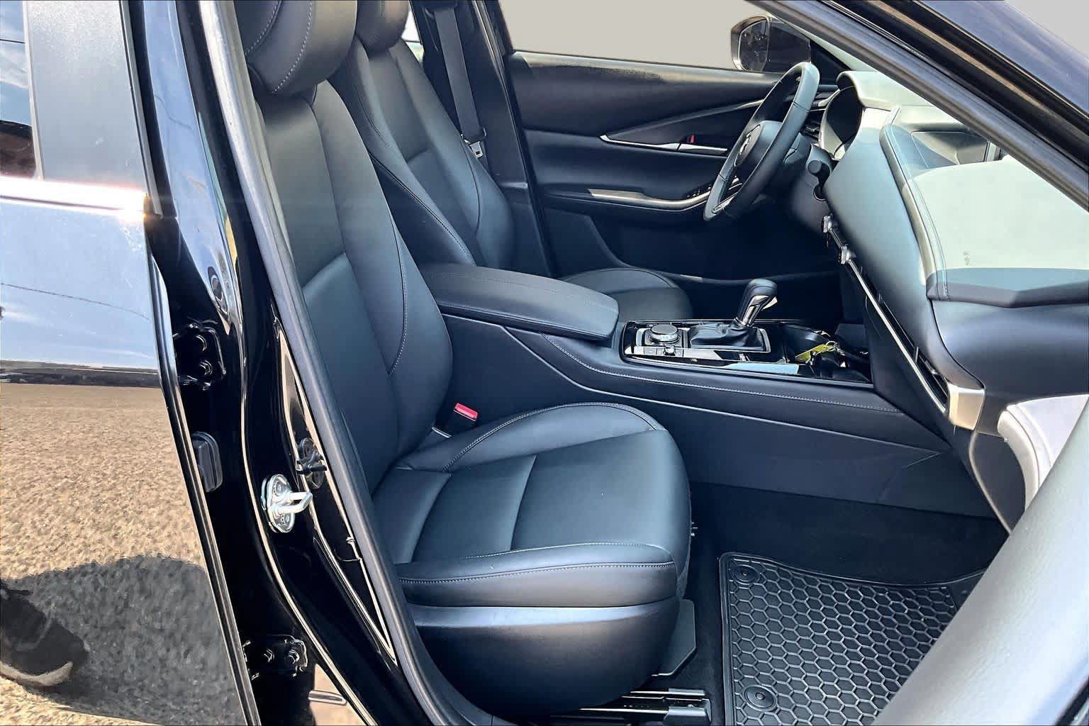 Used 2025 MAZDA CX-30 AWD 2.5 S w/ Select Sport Pkg image 9