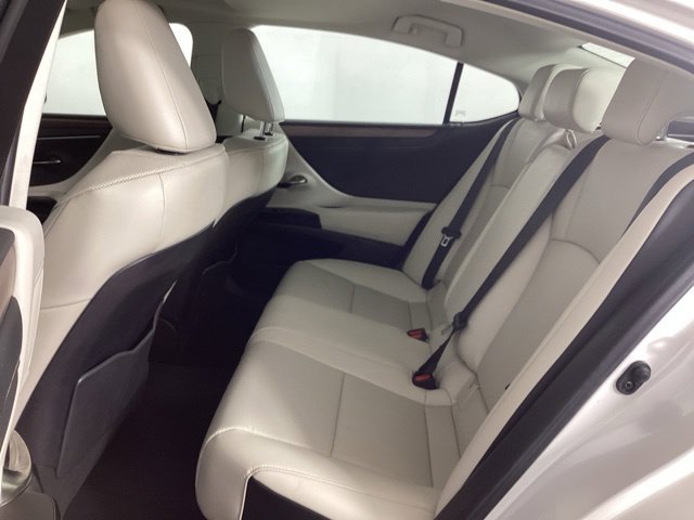Used 2024 Lexus ES 350 w/ Premium Package FWD image 26
