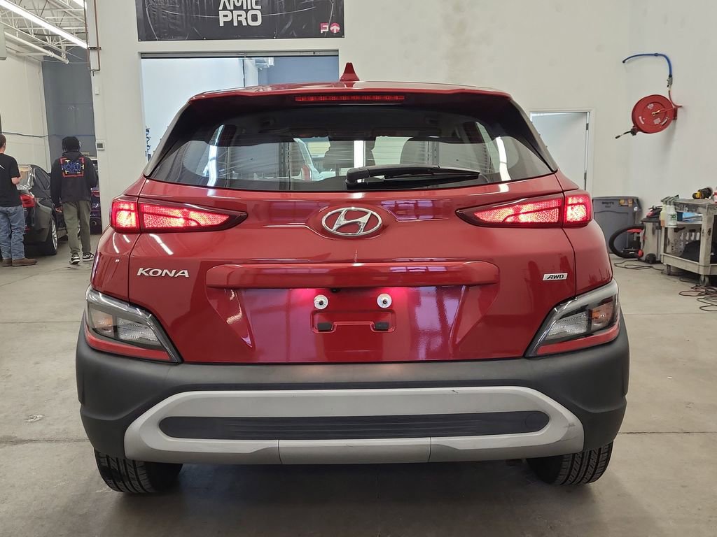 Used 2022 Hyundai Kona SE w/ Cargo Package AWD/4WD image 5