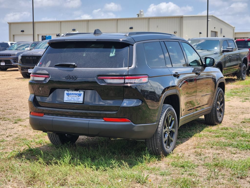 New 2026 Jeep Grand Cherokee L 2WD image 4