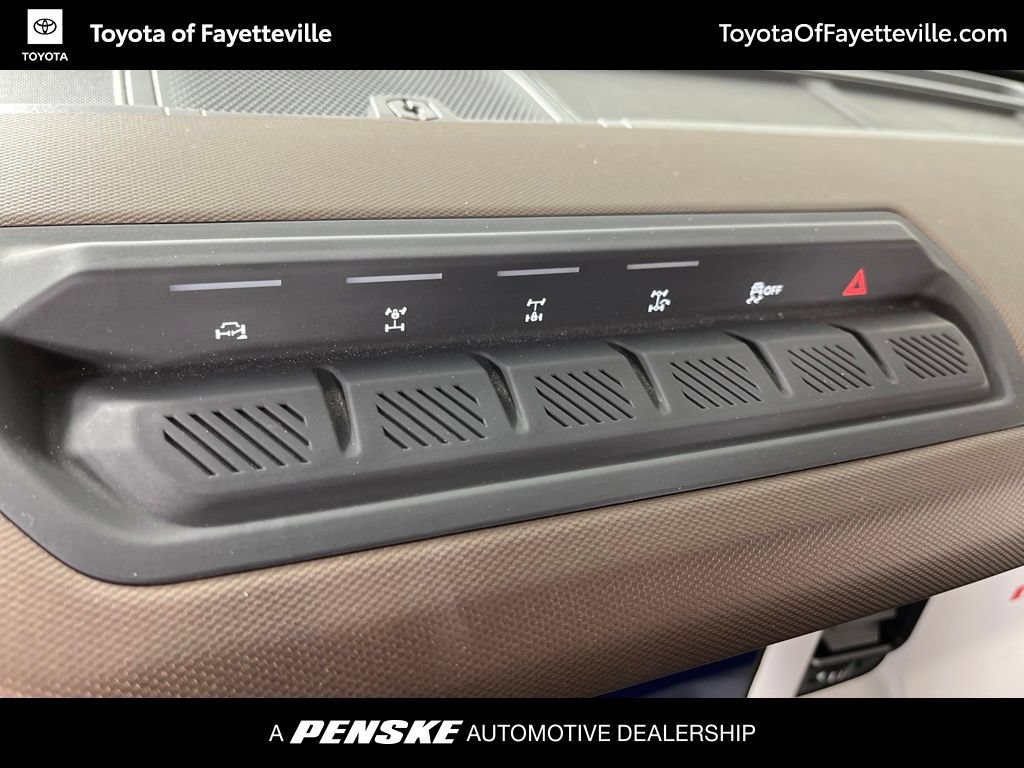 Used 2023 Ford Bronco Heritage Edition AWD/4WD image 33
