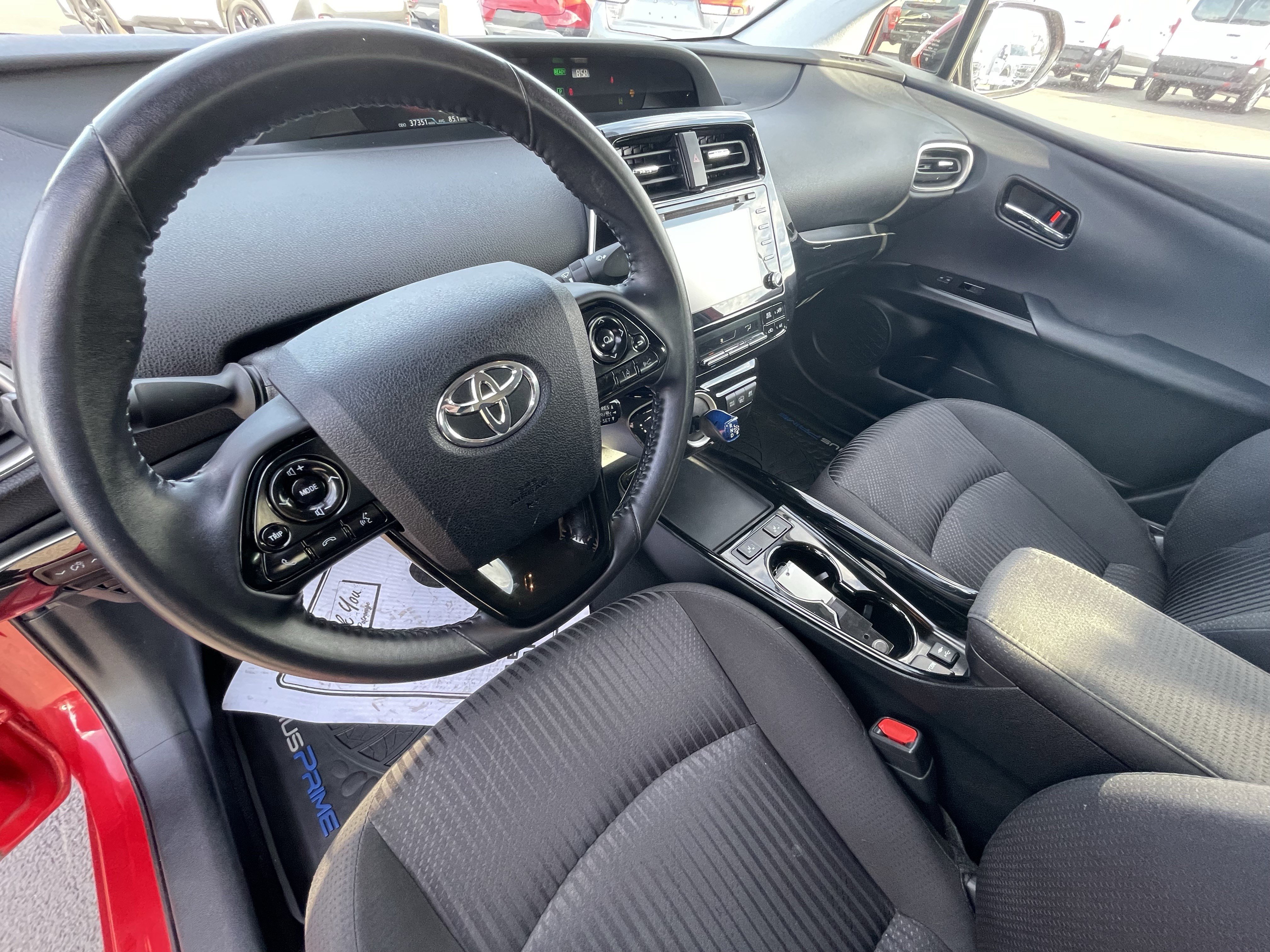 Used 2020 Toyota Prius Prime LE image 14