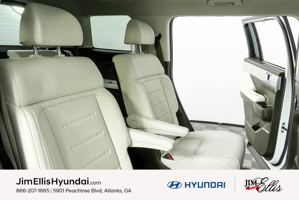New 2025 Hyundai Santa Fe Calligraphy image 28