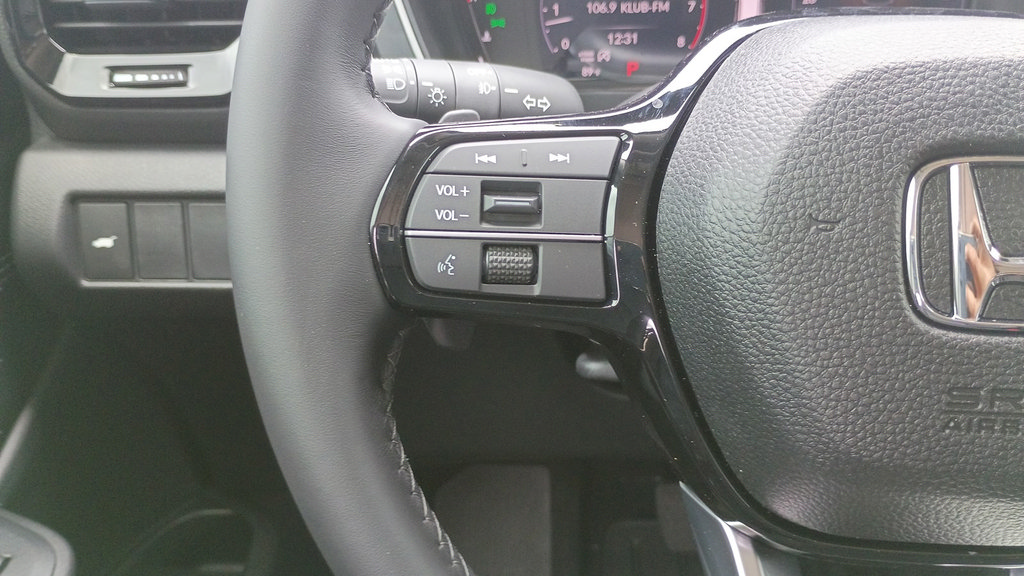 New 2026 Honda Pilot Touring image 19