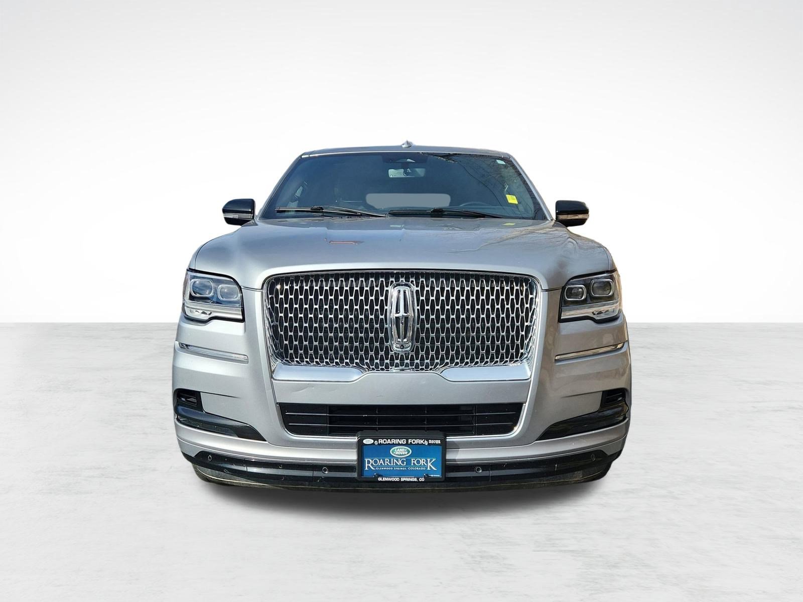 Used 2022 Lincoln Navigator L Reserve image 4
