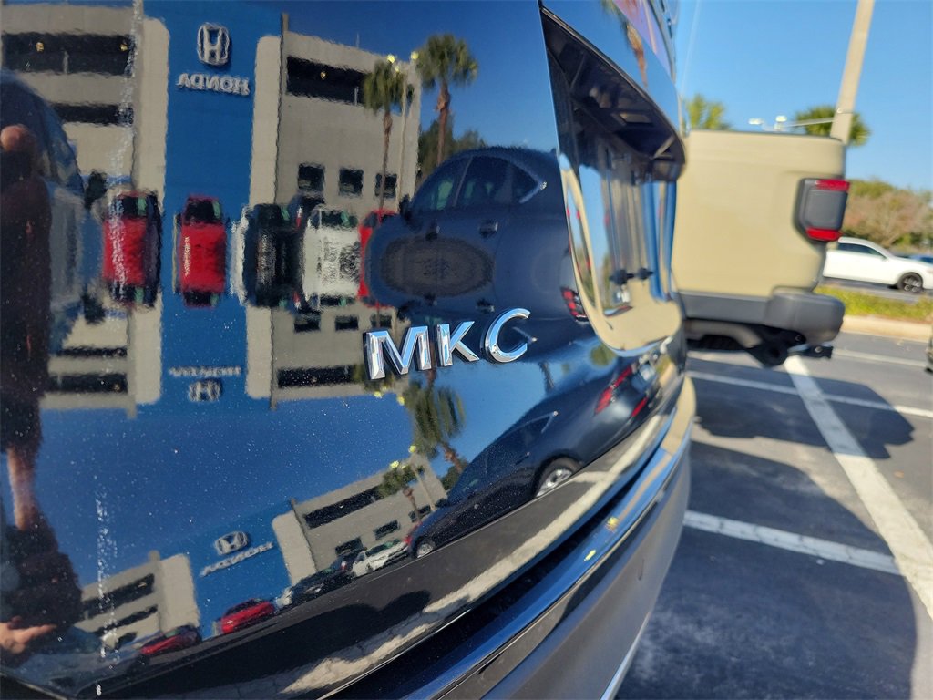 Used 2017 Lincoln MKC Reserve w/ Lincoln MKC Climate Package image 10