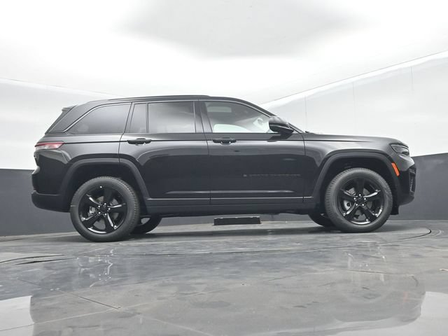 New 2026 Jeep Grand Cherokee Limited w/ Limited Altitude Package RWD image 50