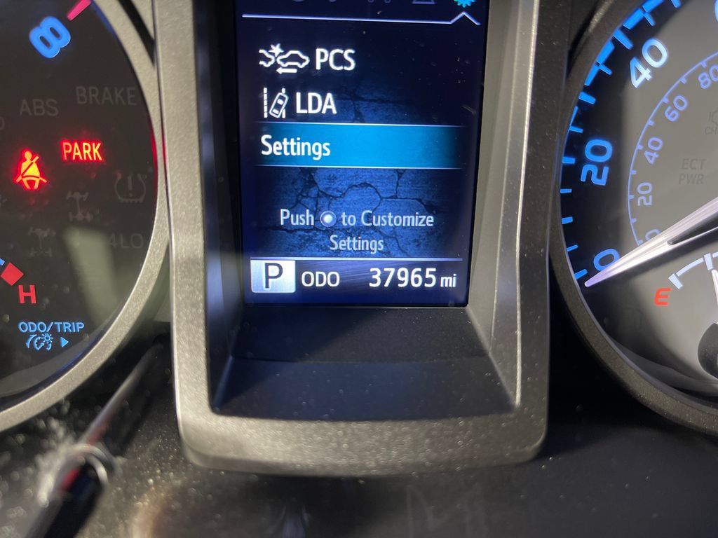 Certified 2022 Toyota Tacoma TRD Off-Road w/ TRD Premium Off Road Package AWD/4WD image 19