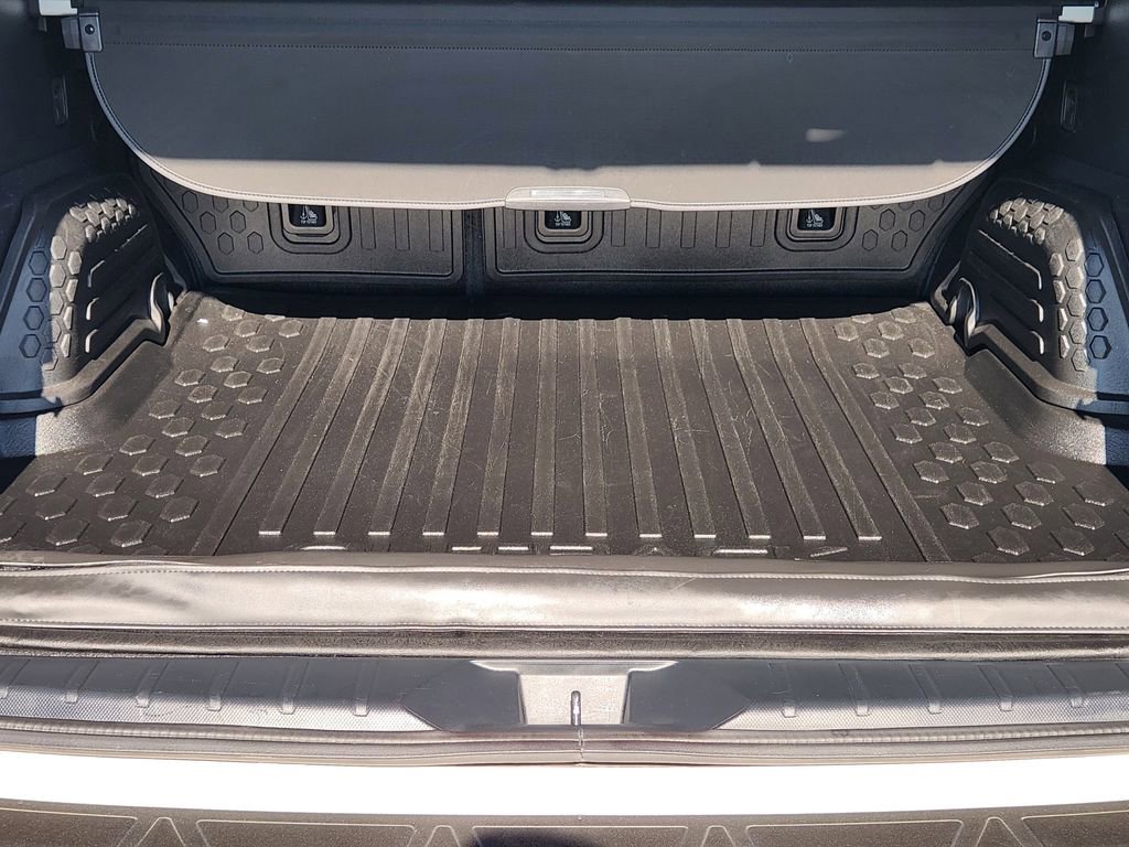 Used 2025 Subaru Outback Onyx Edition image 35