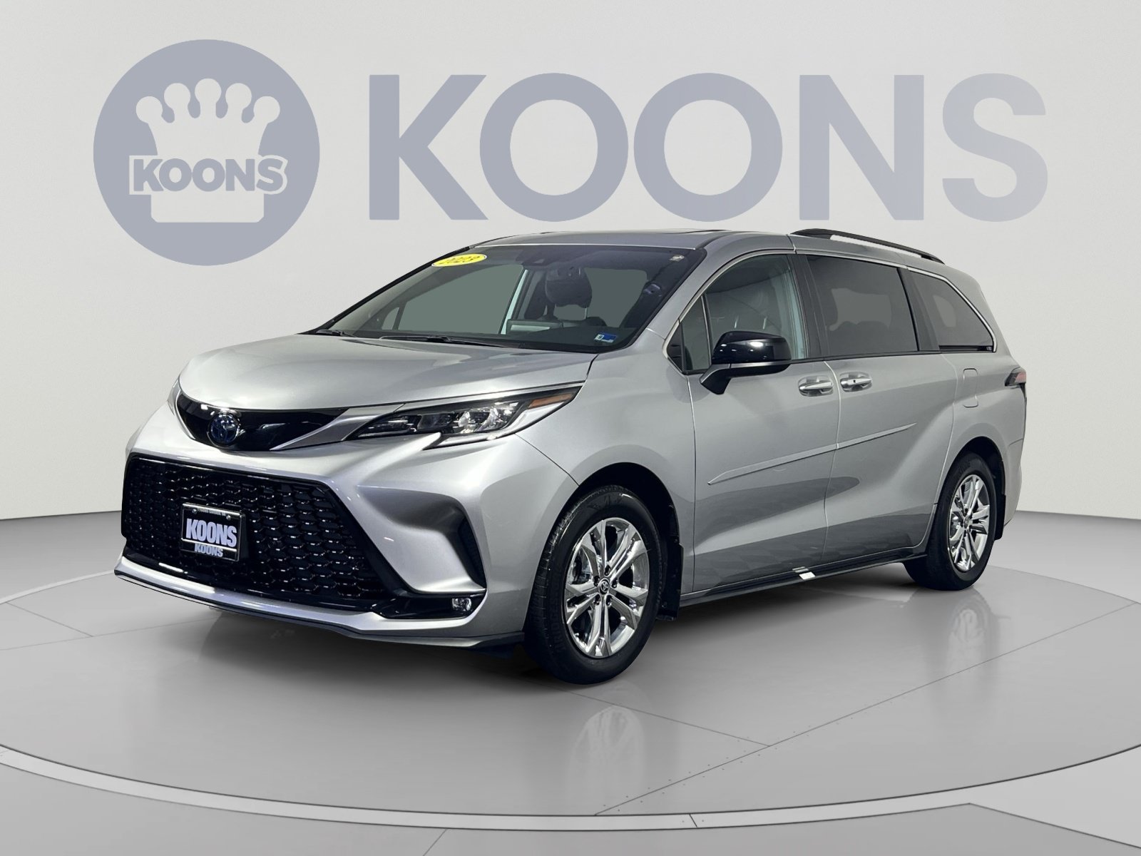 Used 2023 Toyota Sienna XSE w/ XSE Plus Package