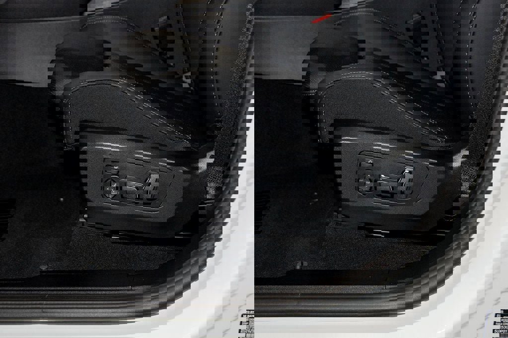 New 2026 BMW X3 xDrive30 w/ Convenience Package image 16