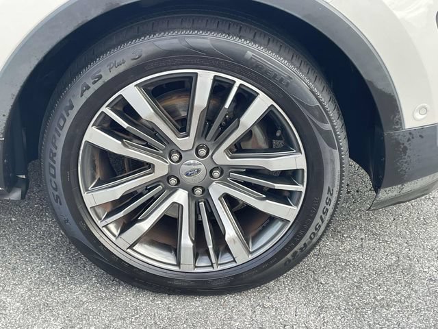 Used 2016 Ford Explorer Platinum AWD/4WD image 9