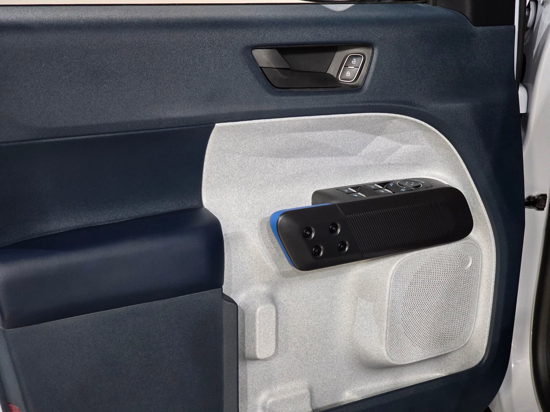 New 2025 Ford Maverick XLT image 15