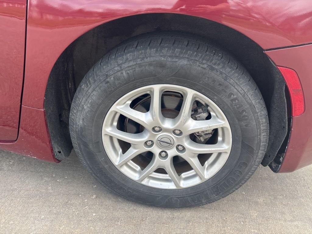 Used 2023 Chrysler Voyager LX image 20