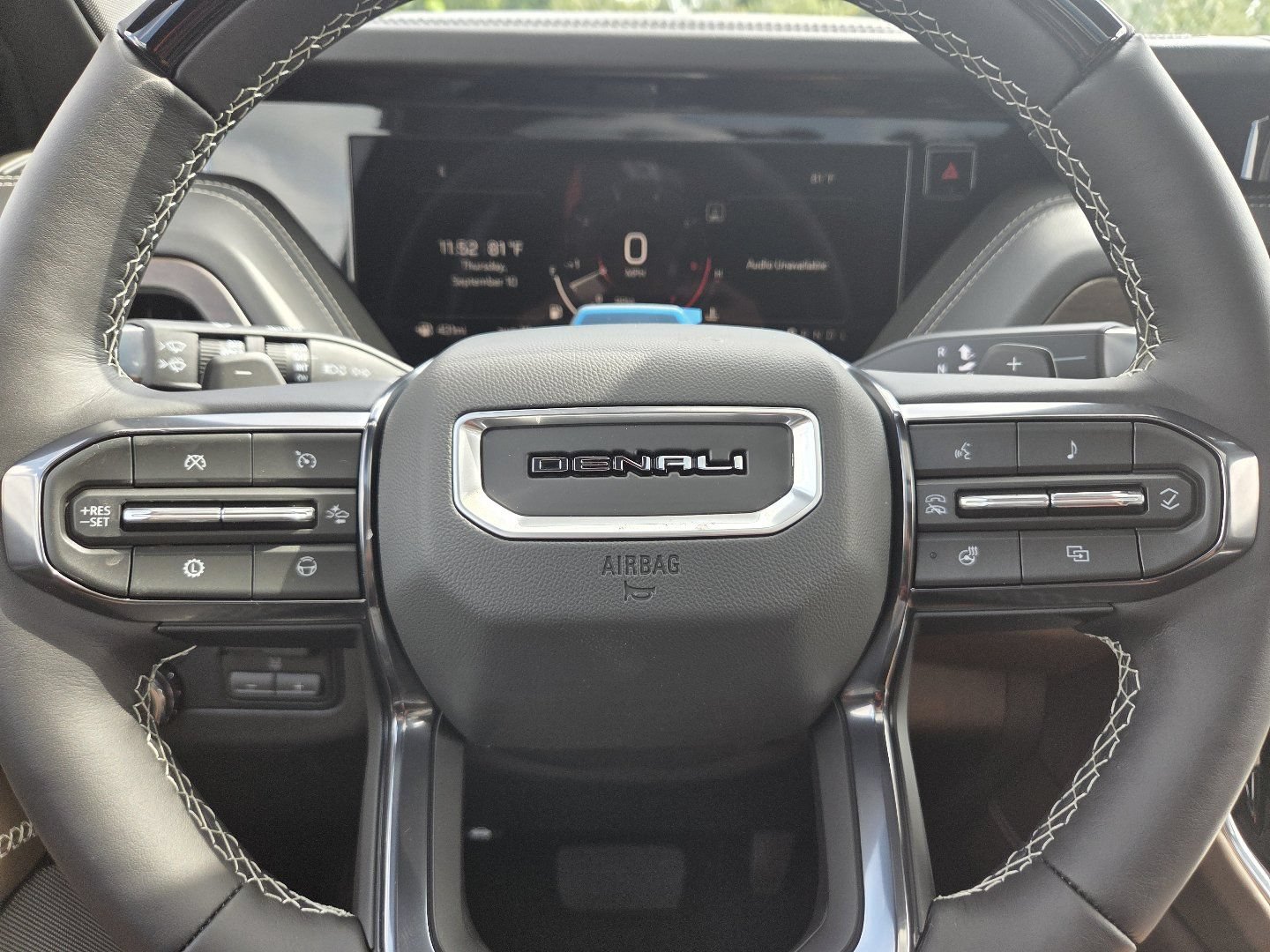 New 2026 GMC Yukon XL Denali Ultimate AWD/4WD image 37
