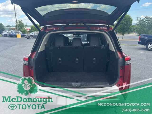 Used 2025 Nissan Pathfinder SL AWD/4WD image 7