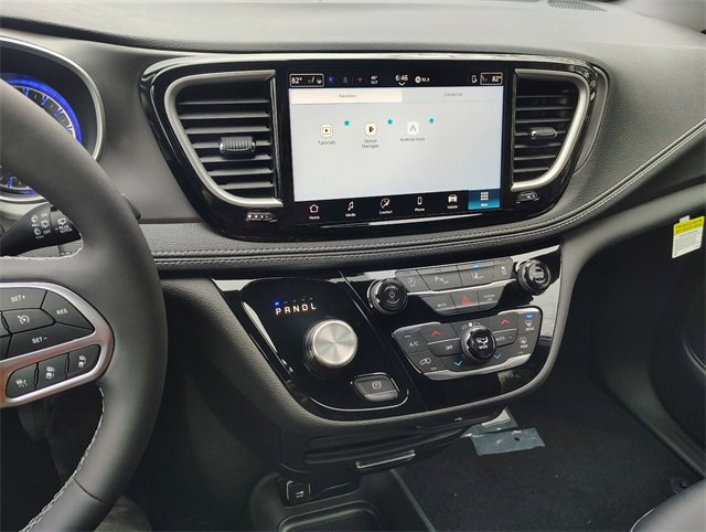 New 2026 Chrysler Pacifica Select image 22