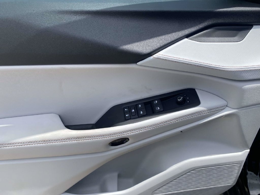 New 2026 Jeep Cherokee Limited AWD/4WD image 13