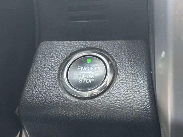 Used 2018 Ford F150 Platinum w/ Equipment Group 701A Luxury image 16