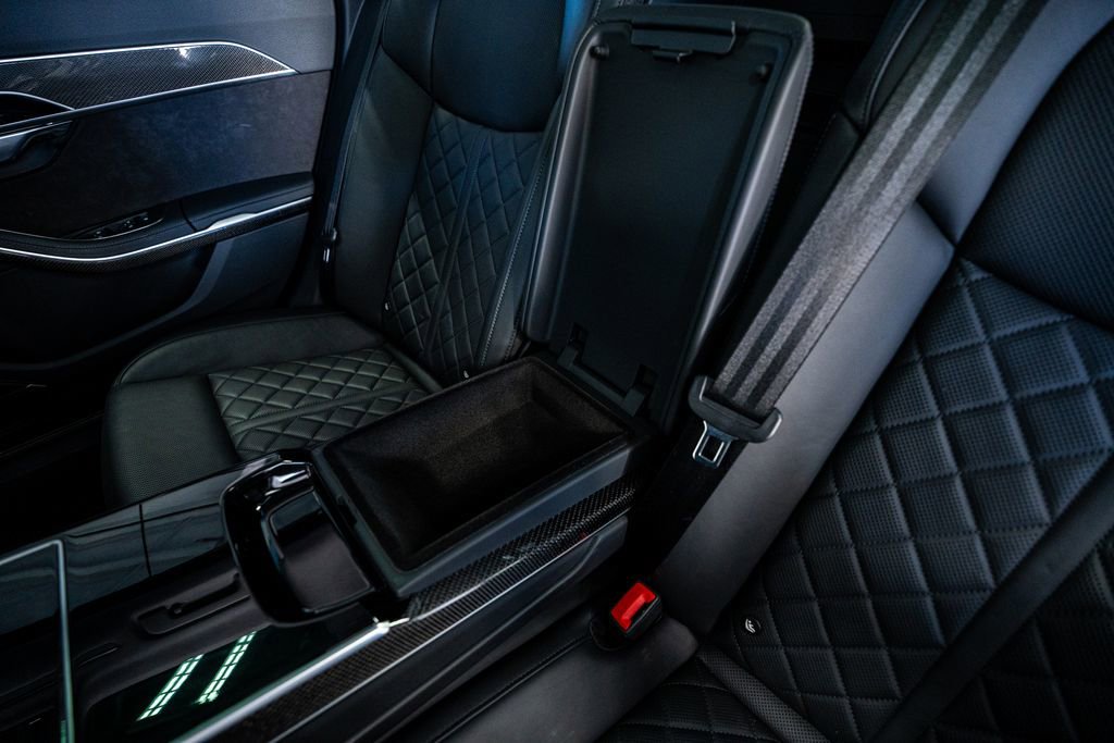 Used 2020 Audi S8 L image 57