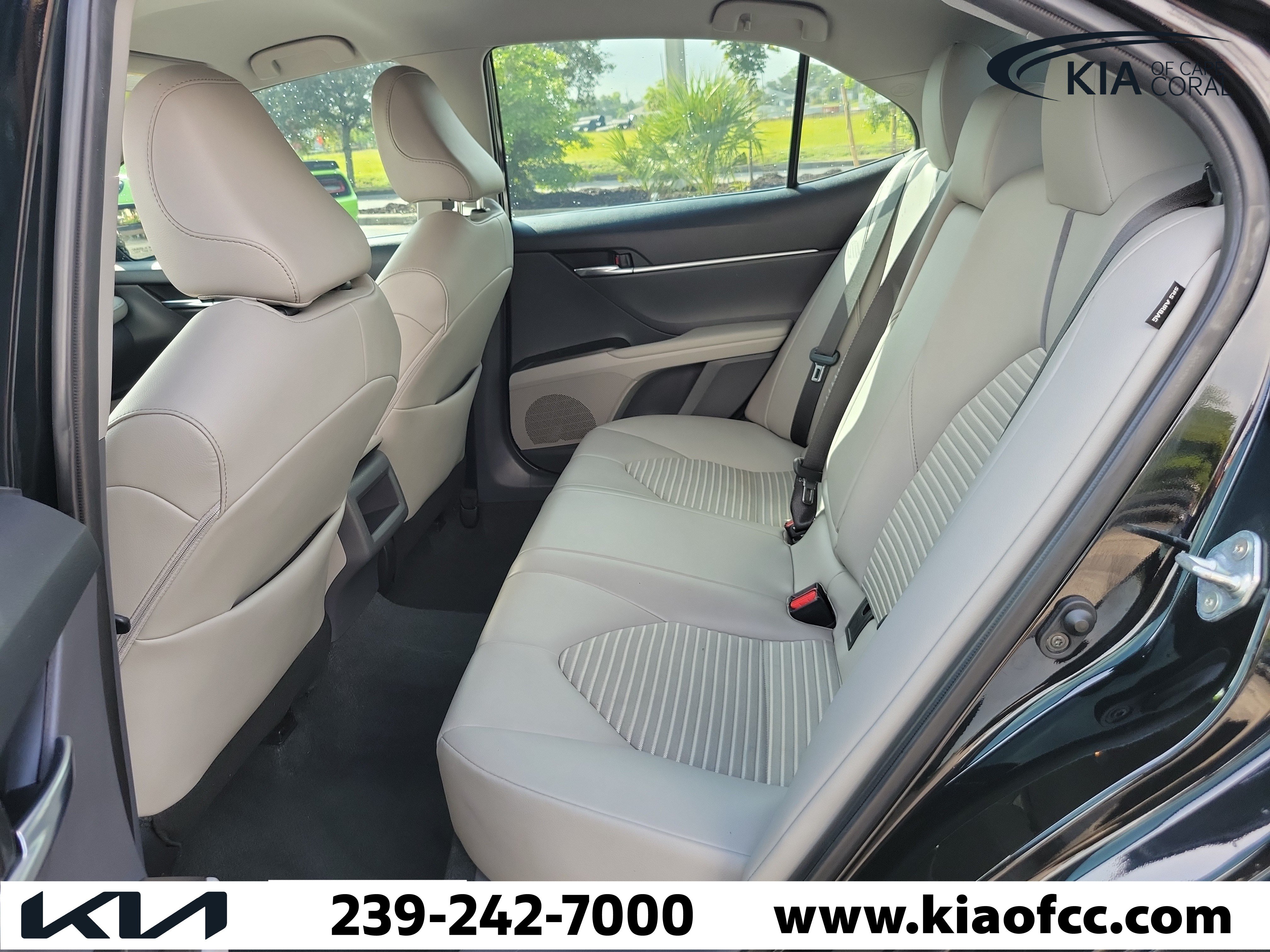 Used 2023 Toyota Camry SE FWD image 12