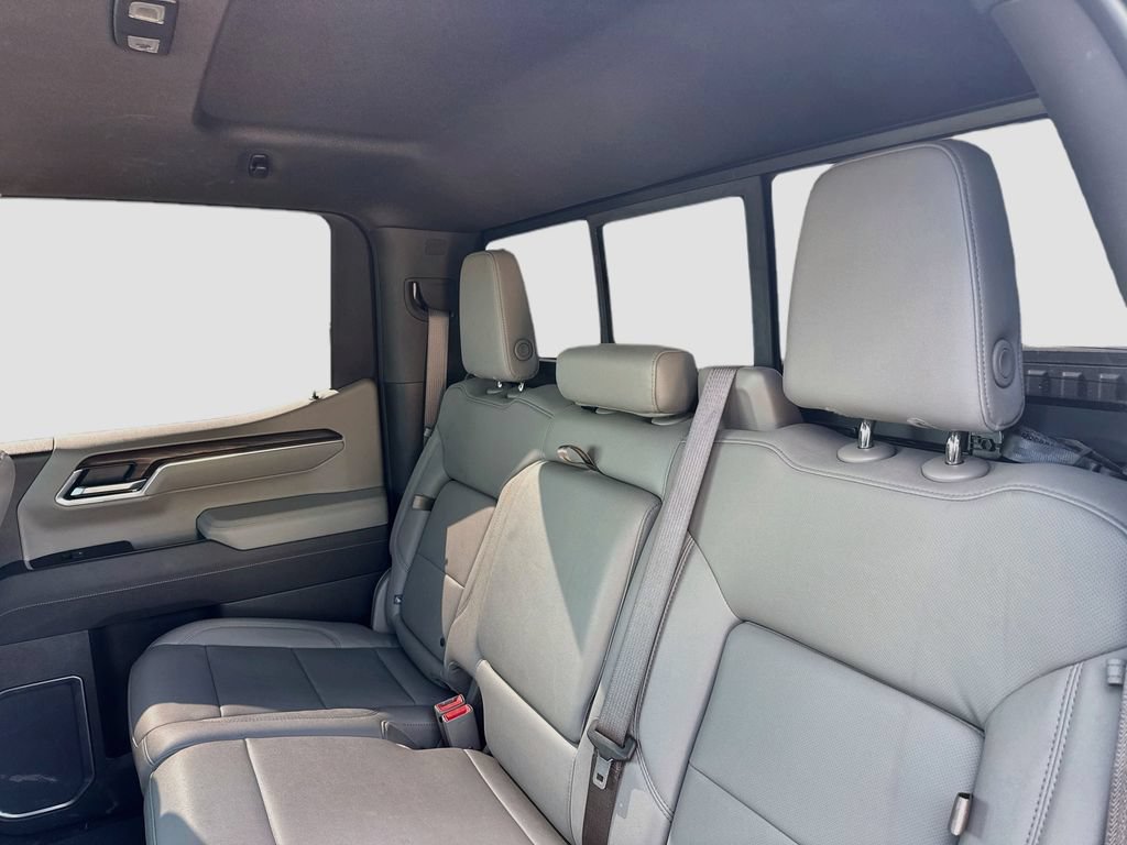 Used 2026 GMC Sierra 1500 SLT AWD/4WD image 24