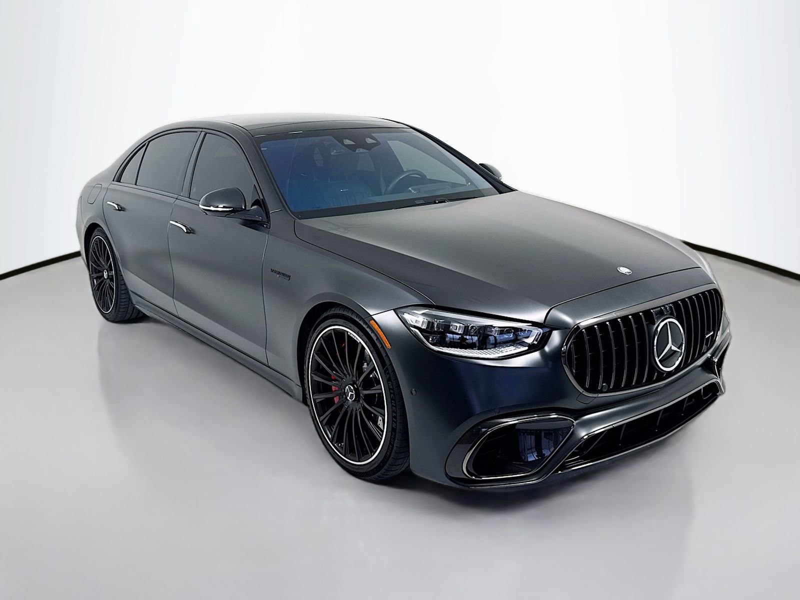 Used 2024 Mercedes-Benz S 63 AMG S image 1