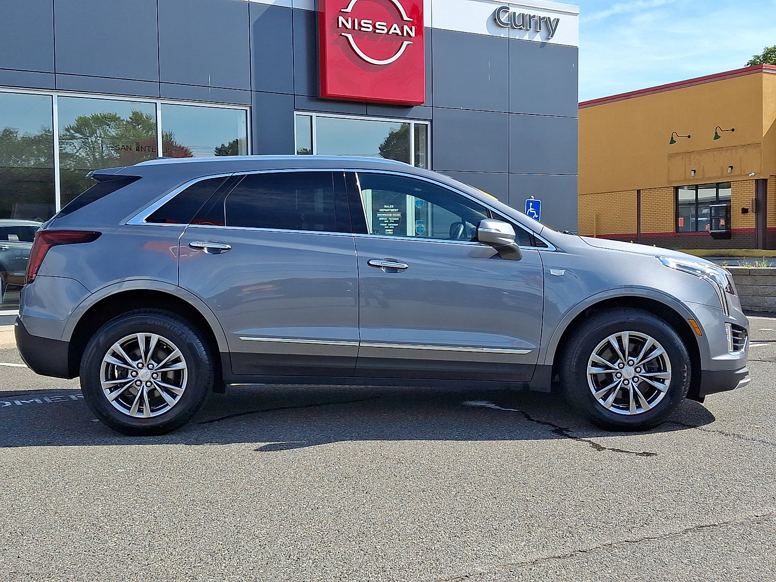 Used 2021 Cadillac XT5 Premium Luxury AWD/4WD image 8